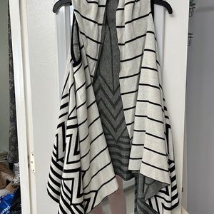 Merona new sweater, size large